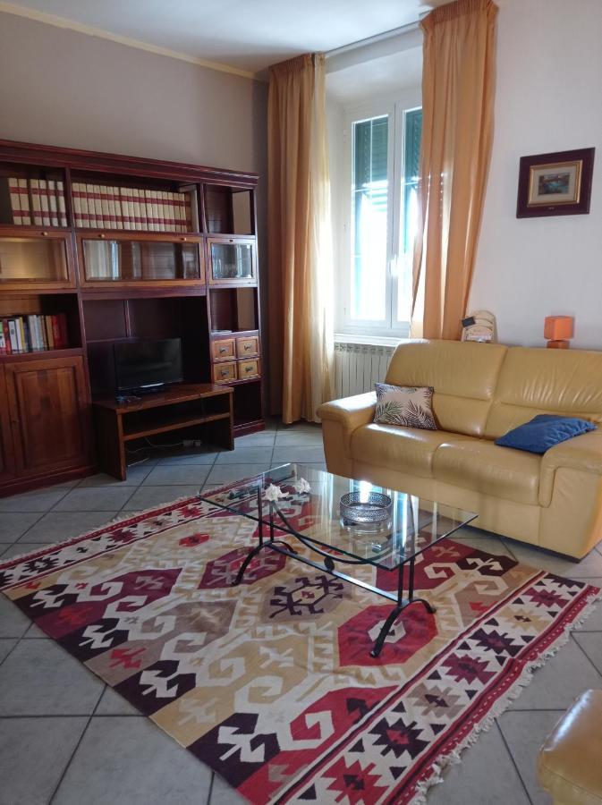 Appartamento Con Incantevole Vista Mare Ливорно Экстерьер фото