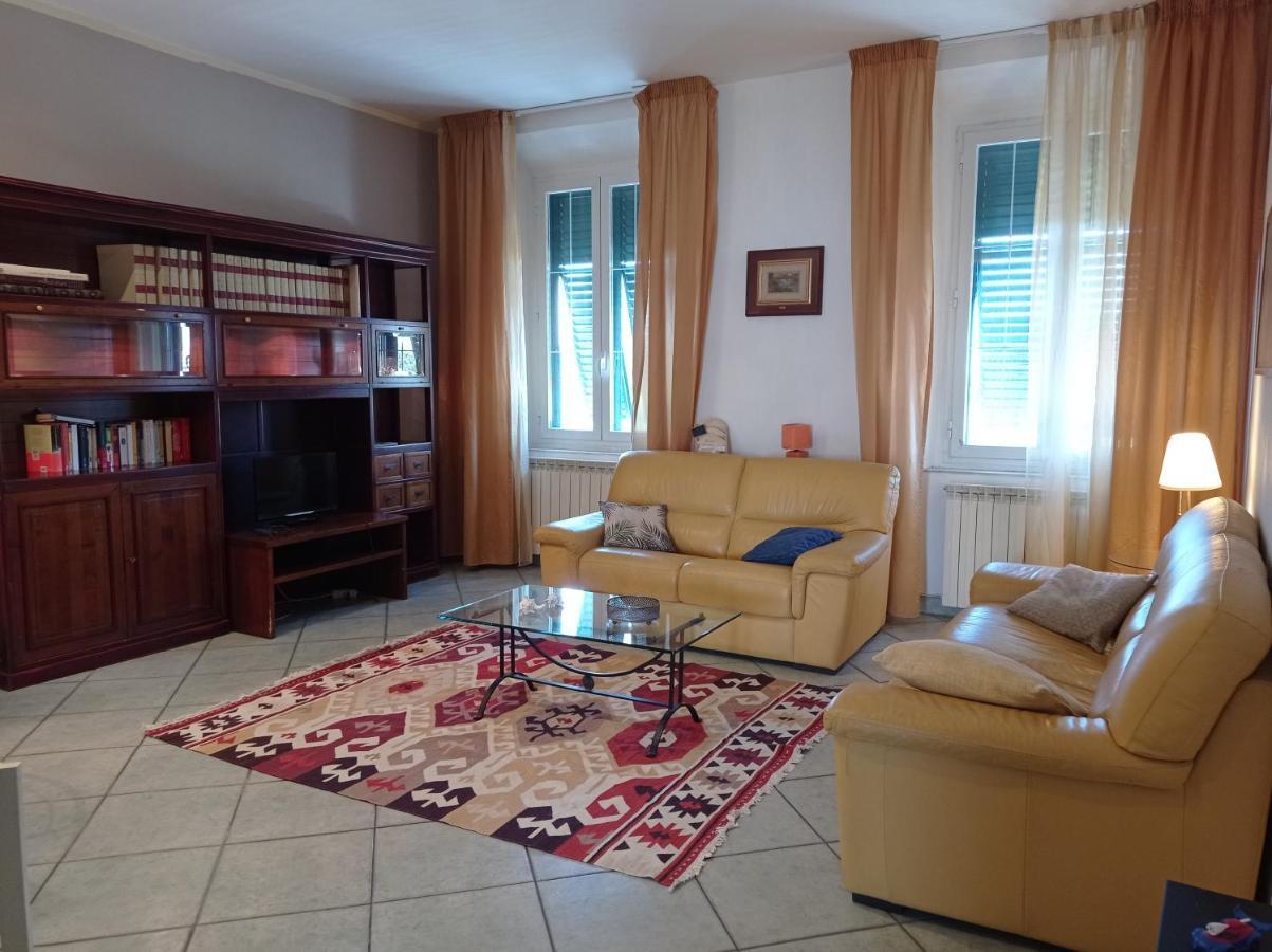 Appartamento Con Incantevole Vista Mare Ливорно Экстерьер фото